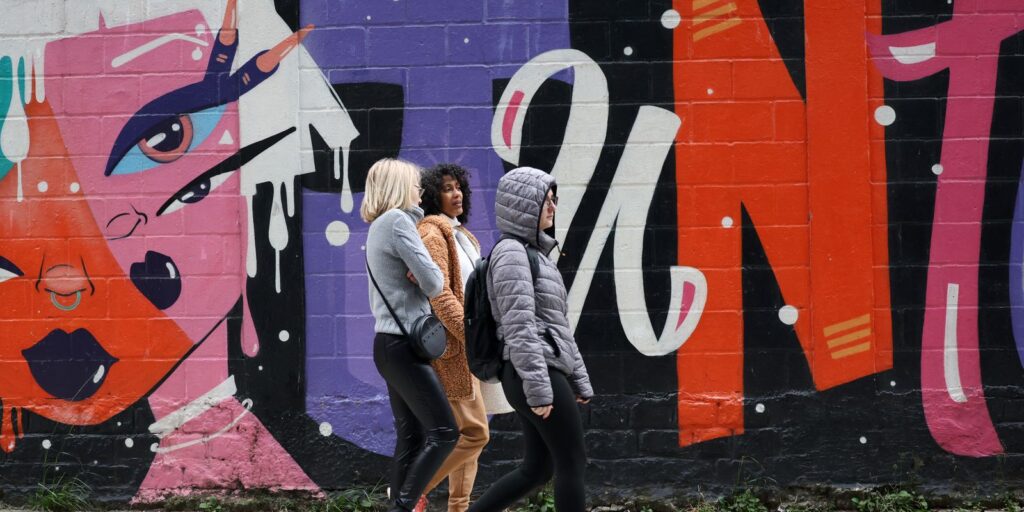 Frente fria avança por SP e deve trazer ventos fortes e queda de tempe