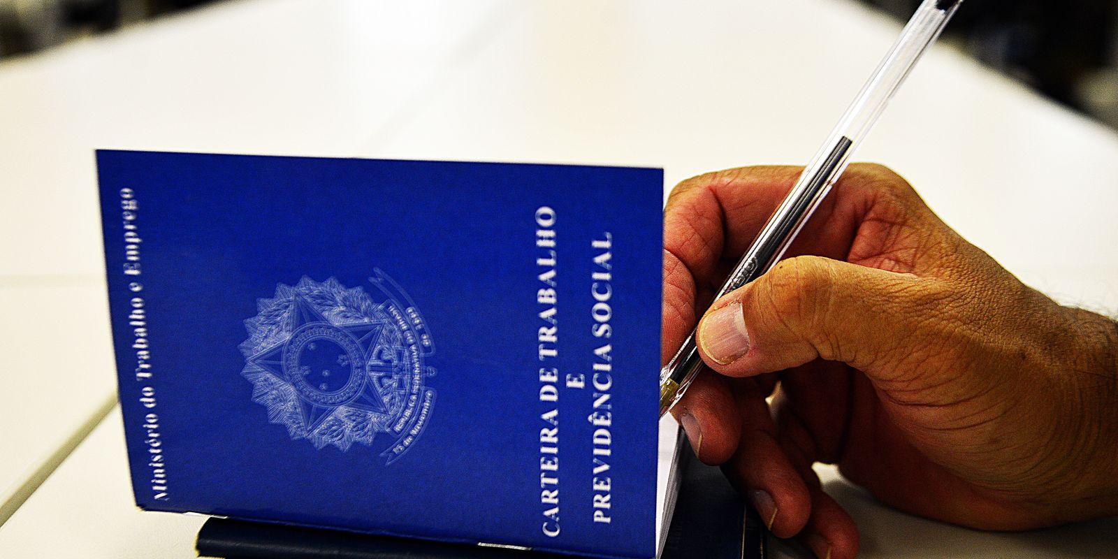 Dezenove estados e DF têm em 2025 o menor desemprego já registrado