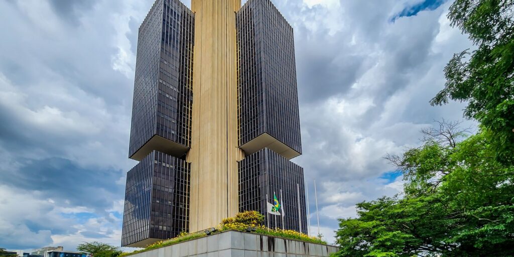 Bancos poderão descontar aportes antecipados ao FGC
