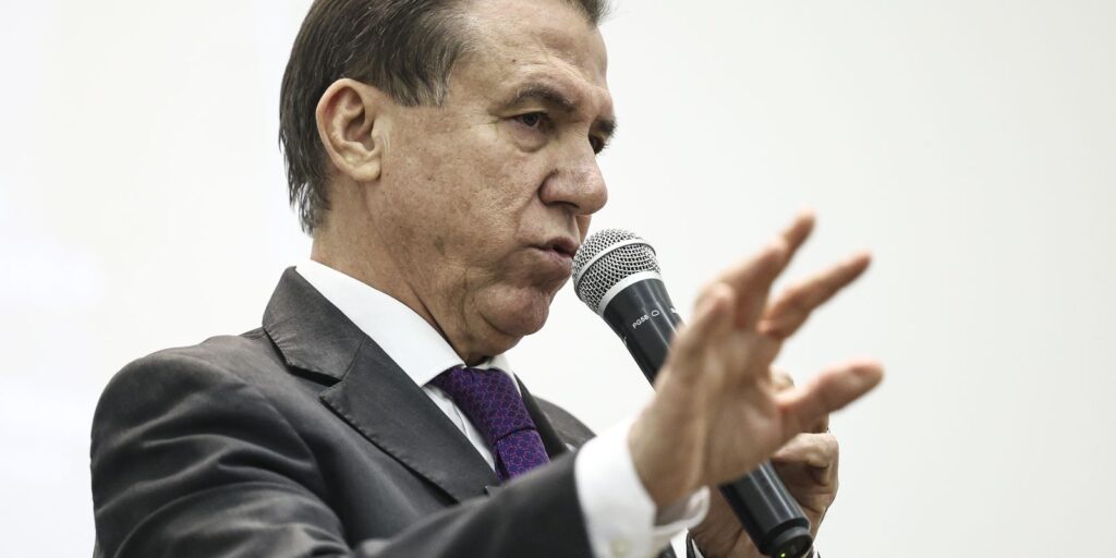 Governo pode enviar projeto com urgência se escala 6x1 não avançar
