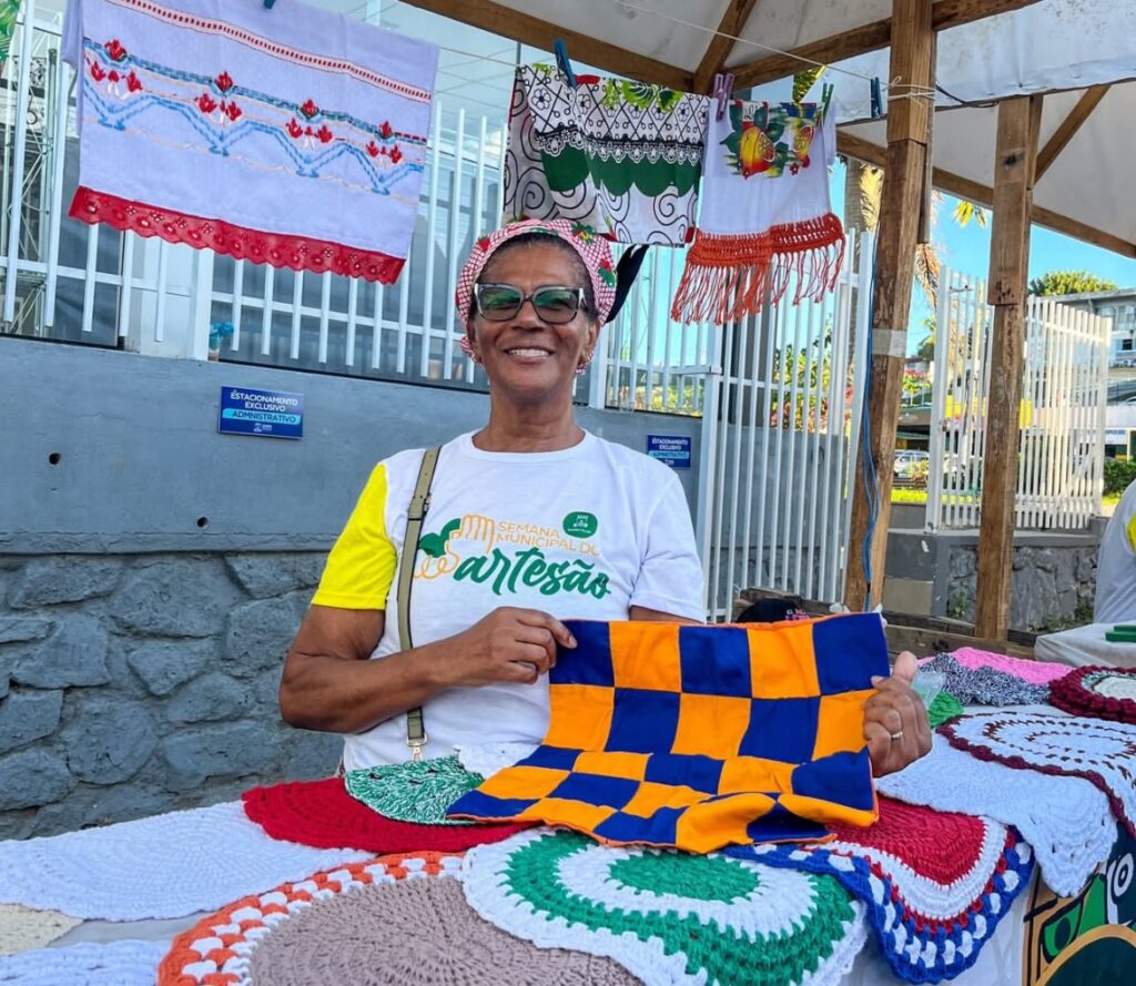 Prefeitura de Simões Filho inicia Semana Municipal do Artesão com feira aberta ao público