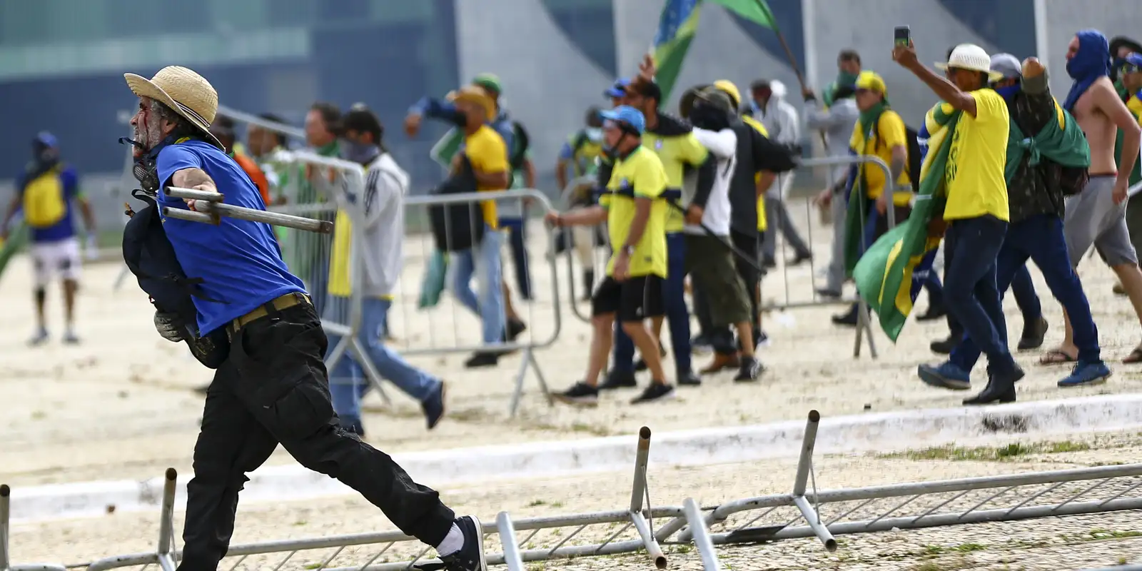 Organizações sociais criticam derrubada de veto ao PL da Dosimetria