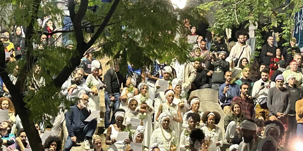Lavagem da Escadaria do Bixiga reafirma presença negra no centro de SP