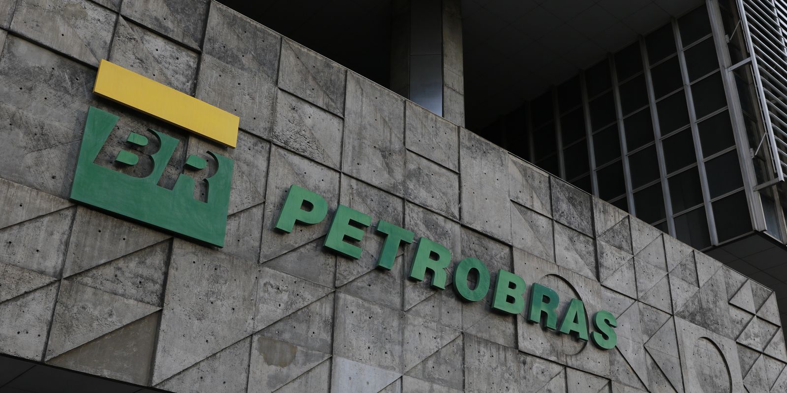 Petrobras abre 150 vagas em programa de estágio; veja como participar