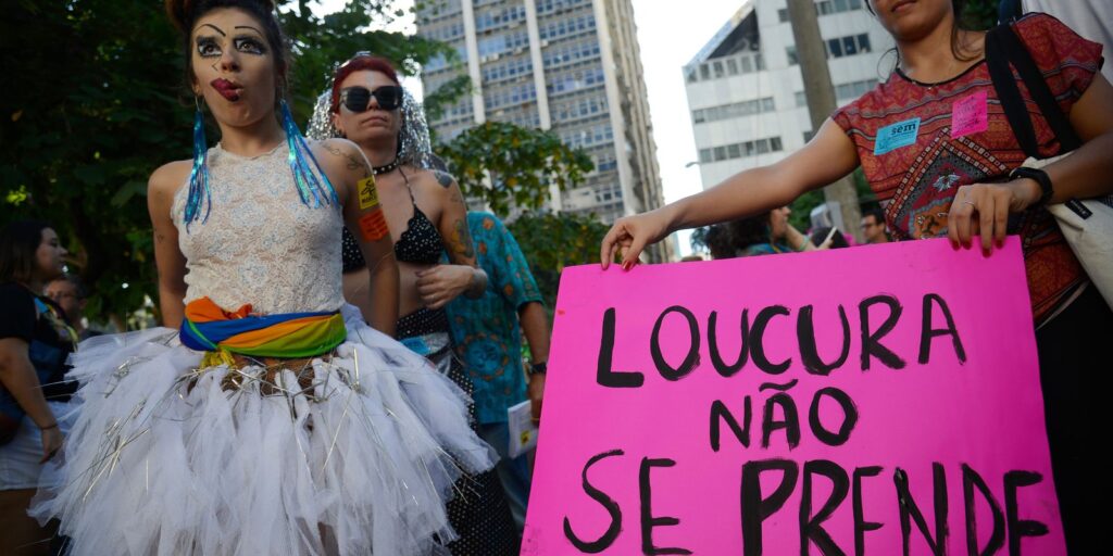 Tratamento humanizado ainda é desafio na luta antimanicomial no país