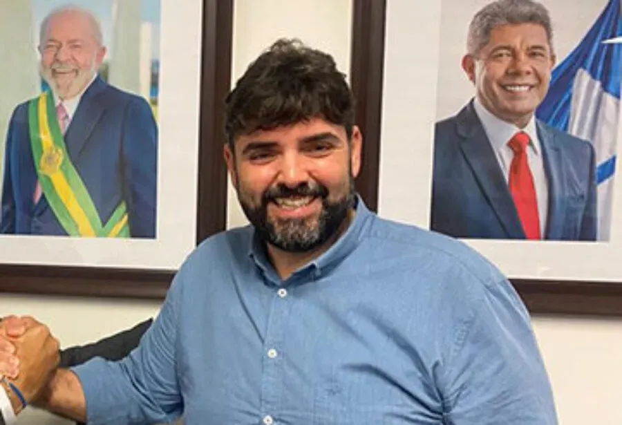 #Acesse Política
