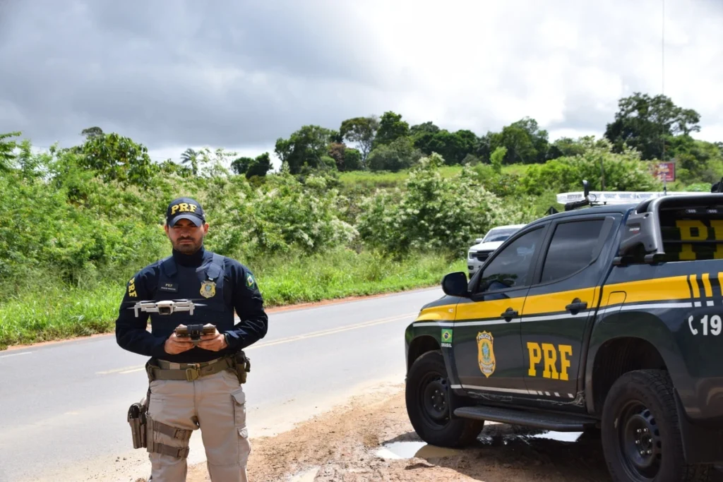 Vai pegar a estrada? Drones da PRF começam a flagrar infrações na BR-324 a partir desta quarta – Imprensa Bahia