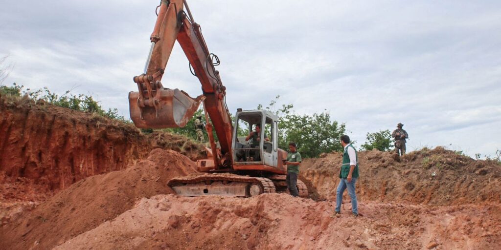 Inea interdita área de extração ilegal de minério no estado do Rio
