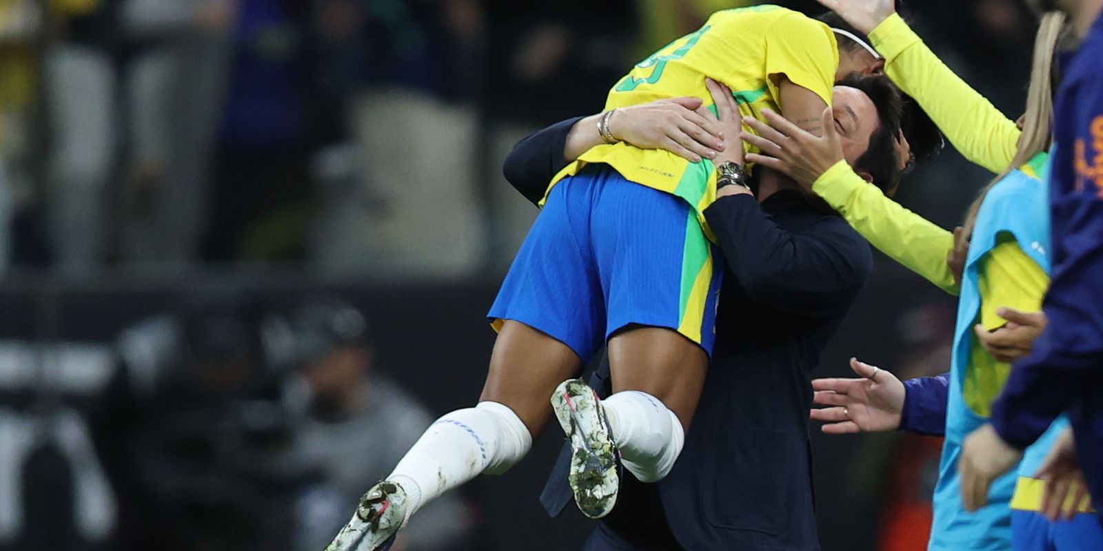 Arthur Elias aprova logística em caminho do Brasil na Copa Feminina
