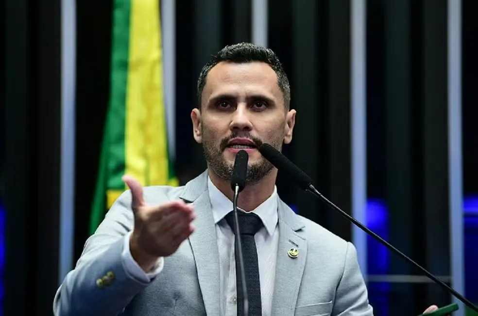#Acesse Política