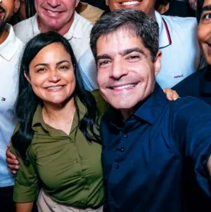 #Acesse Política