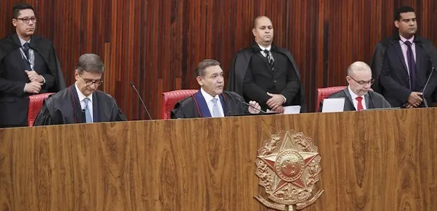 #Acesse Política