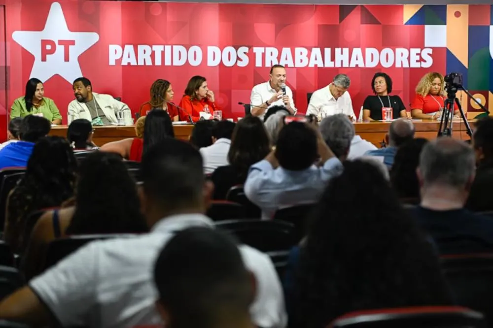 #Acesse Política