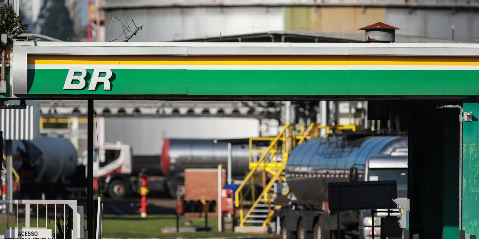 Petrobras aumenta diesel, mas subsítio mantém valor final; entenda