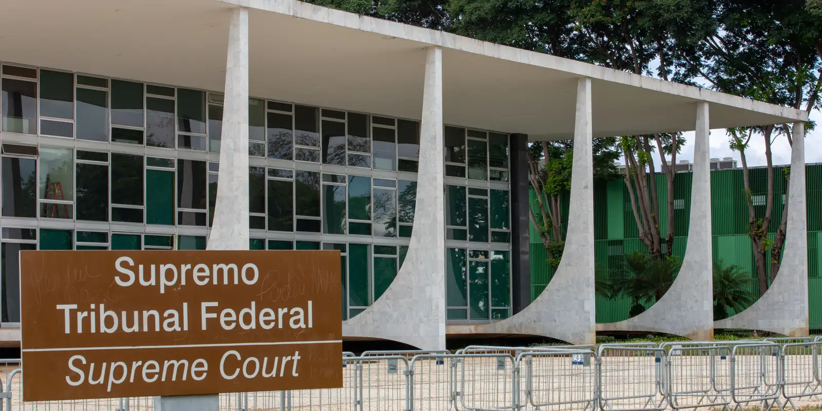 STF: Gilmar Mendes sugere adiar sessão sobre conduta de Moraes
