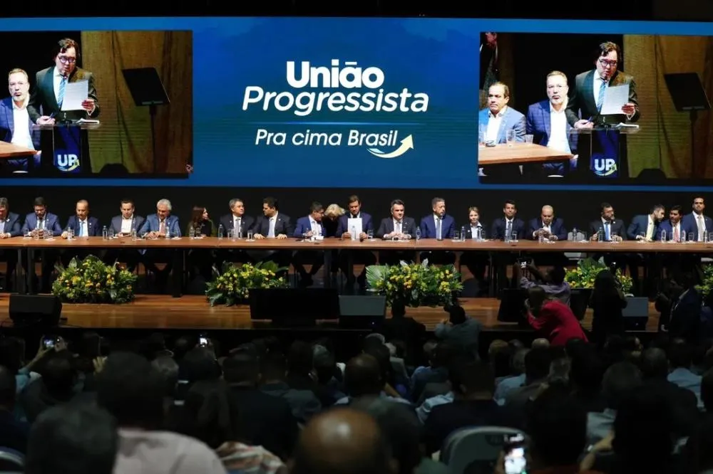 #Acesse Política