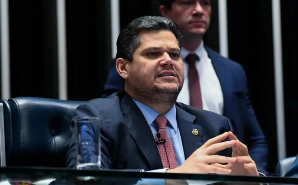 #Acesse Política