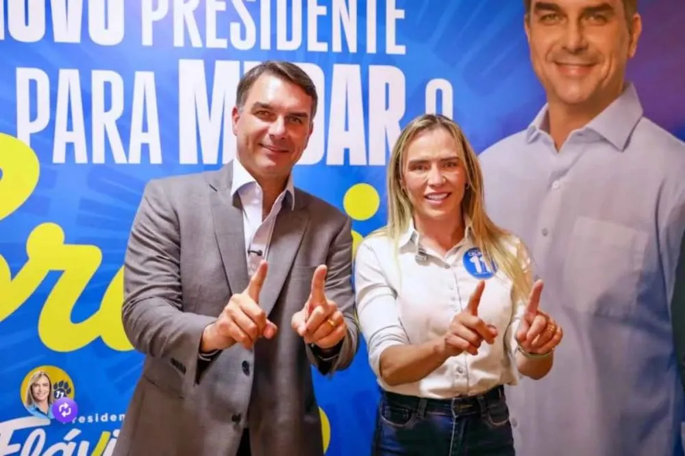 #Acesse Política