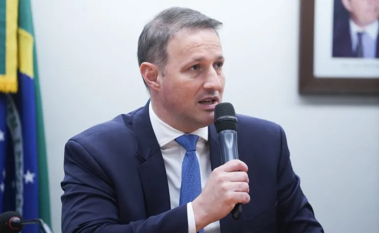 #Acesse Política