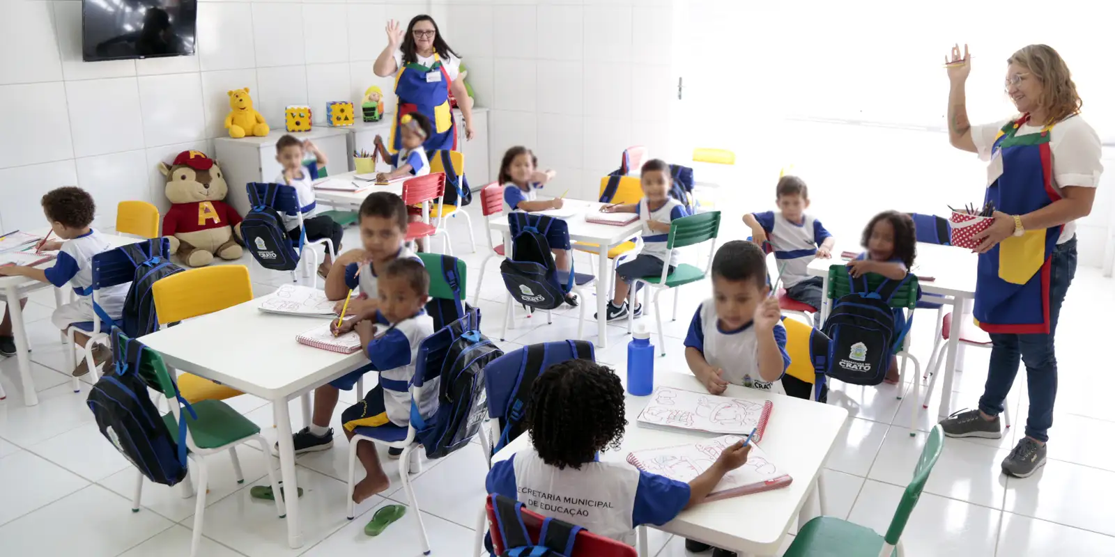 Escolha de livros didáticos para educação infantil começa nesta terça