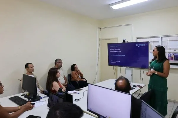 #Acesse Política